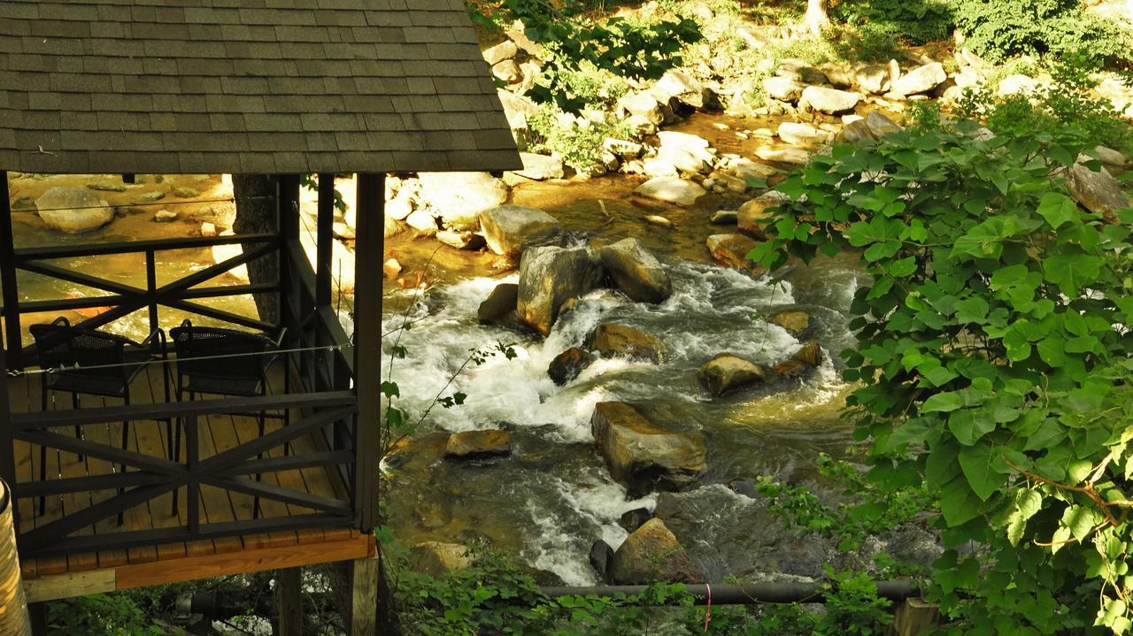 Riverside Lodge At Chimney Rock Exteriör bild