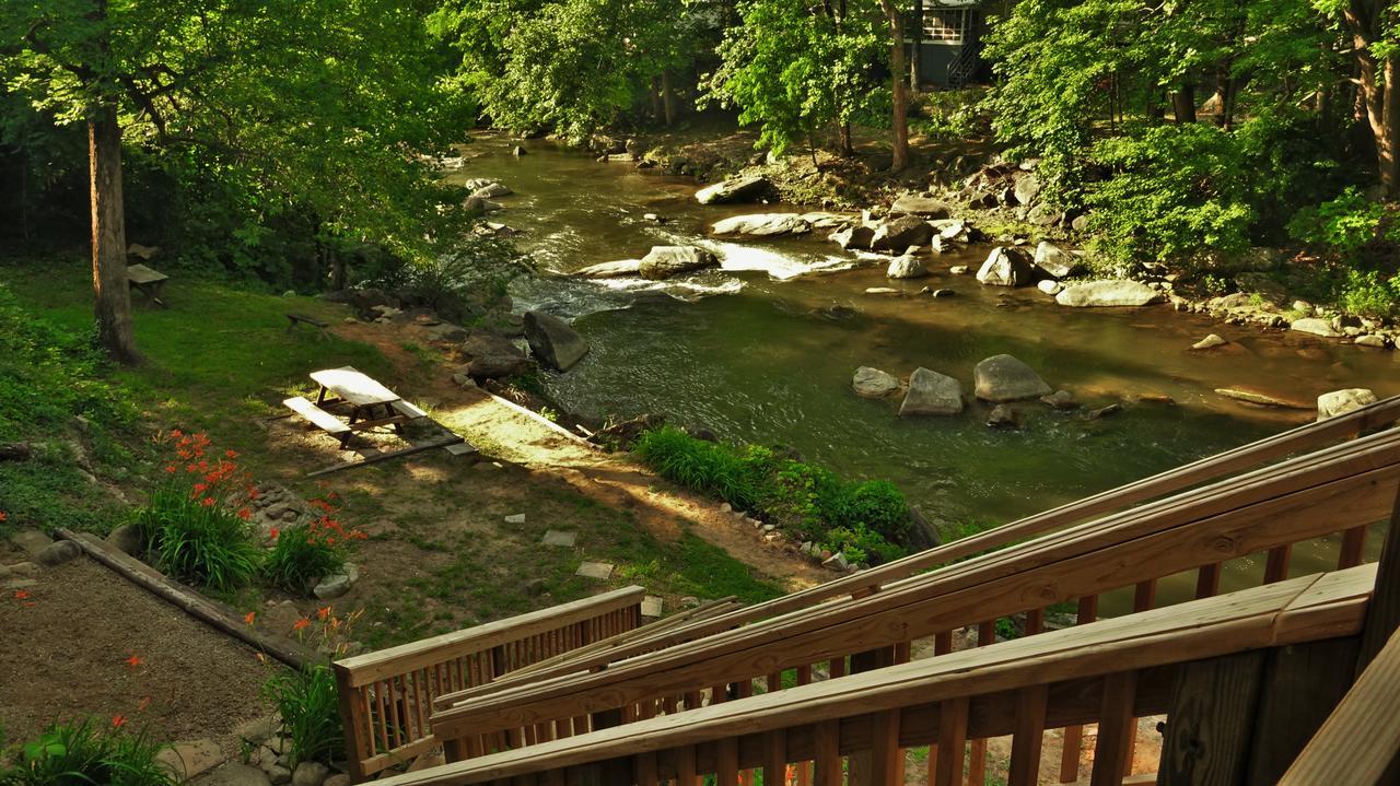 Riverside Lodge At Chimney Rock Exteriör bild