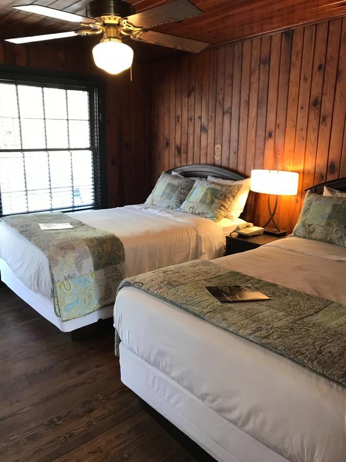 Riverside Lodge At Chimney Rock Exteriör bild