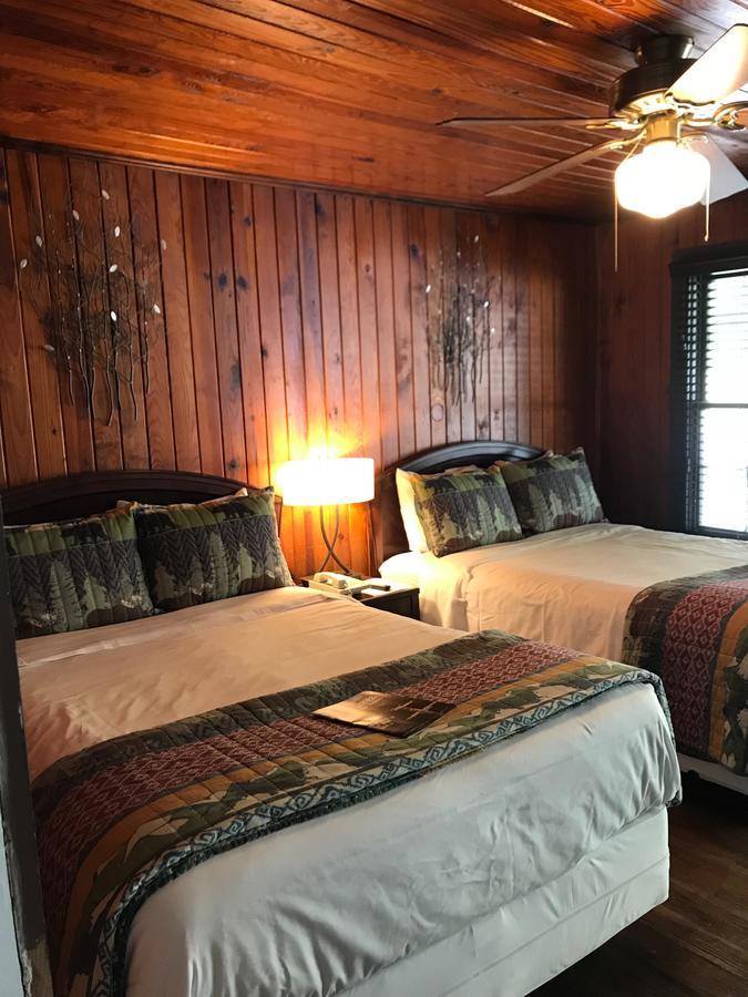 Riverside Lodge At Chimney Rock Exteriör bild